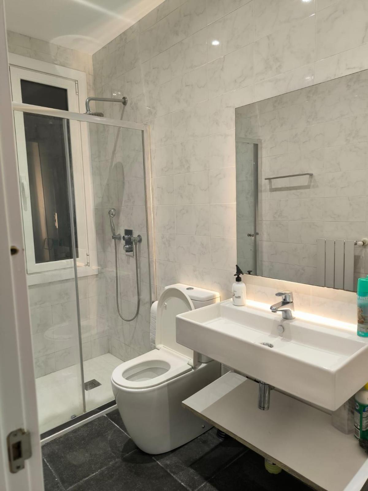 18 Habitacion En Vivienda Centrica Bilbao Ngoại thất bức ảnh